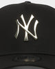 New Era New York Yankees 'Metal Badge' 9FORTY K-Frame Snapback Black/Gold Metallic
