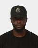 New Era New York Yankees 'Metal Badge' 9FORTY K-Frame Snapback Black/Gold Metallic
