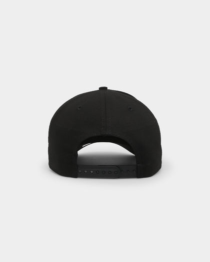 New Era Las Vegas Raiders 'Metal Badge' 9FORTY K-Frame Snapback Black/Iridescent