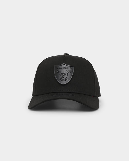 New Era Las Vegas Raiders 'Metal Badge' 9FORTY K-Frame Snapback Black/Black