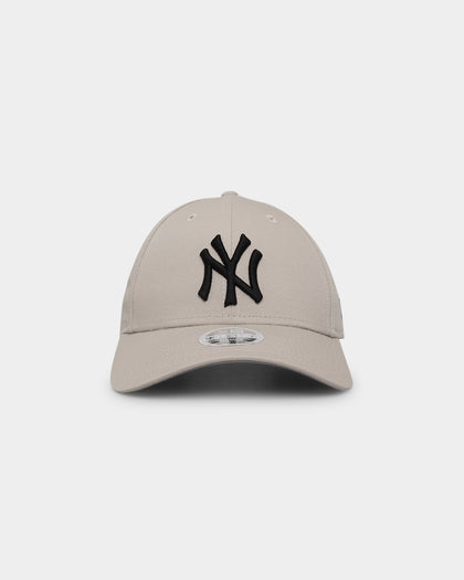 New Era New York Yankees 'Stone Black' 9FORTY Casual Strapback Light Beige