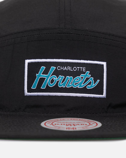 Mitchell & Ness Charlotte Hornets Team Logo Camper Strapback Black