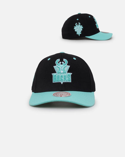 Mitchell & Ness Milwaukee Bucks "Ice Blue" Script Origin Snapback Black/Ice Blue