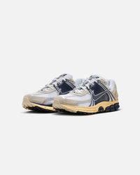 Nike Zoom Vomero 5 White/Thunder Blue
