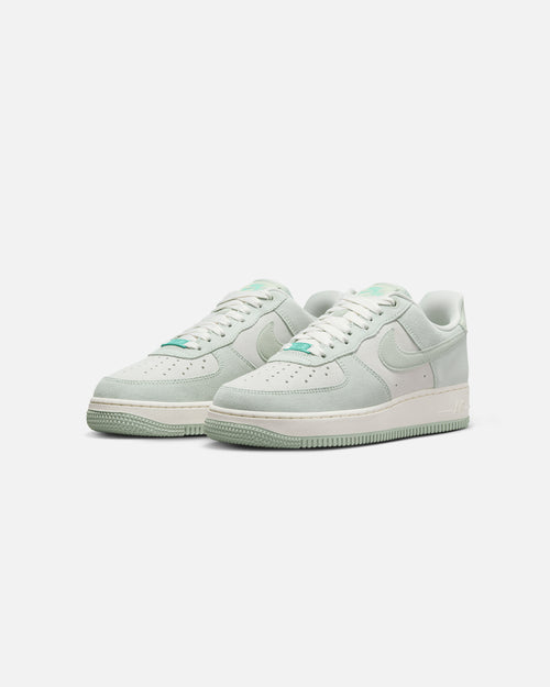 Nike Women's Air Force 1 '07 SE Spruce Aura/Pistachio