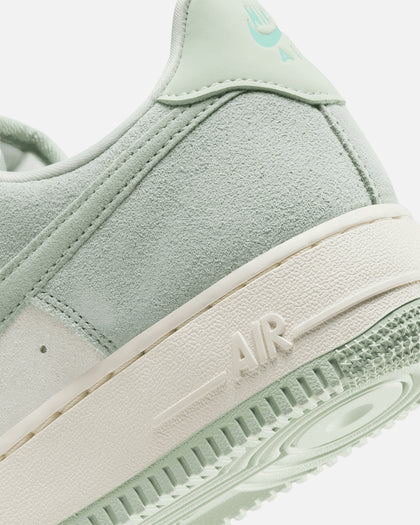 Nike Women's Air Force 1 '07 SE Spruce Aura/Pistachio