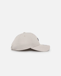 New Era Women's New York Yankees 'Stone' 9FORTY Casual Strapback Stone