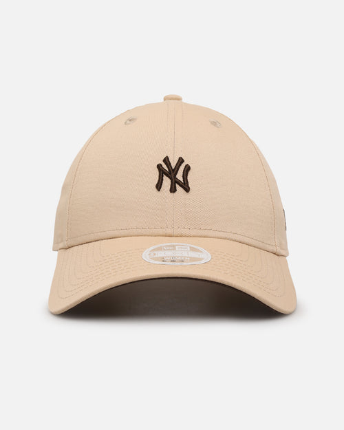 New Era Women's New York Yankees 9FORTY A-Frame Strapback Oat Milk/Real Tree