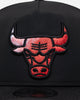 New Era Chicago Bulls Golfer Pre-Curved Snapback Black/OTC