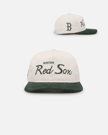 New Era Boston Red Sox 'Currency Corduroy' Golfer Pre-Curved Snapback Chrome White