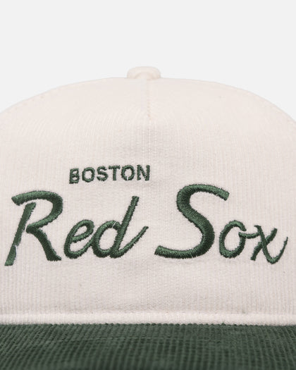 New Era Boston Red Sox 'Currency Corduroy' Golfer Pre-Curved Snapback Chrome White