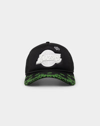 New Era Los Angeles Lakers 'Glow In The Dark' 9FORTY A-Frame Trucker Snapback Black/Neon Green