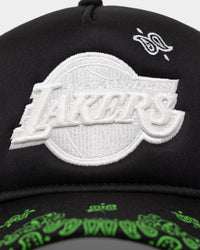 New Era Los Angeles Lakers 'Glow In The Dark' 9FORTY A-Frame Trucker Snapback Black/Neon Green