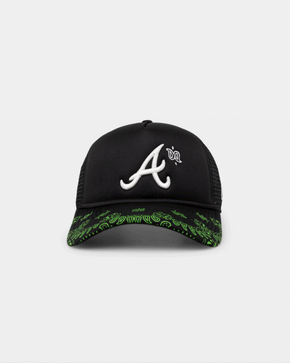 New Era Atlanta Braves 'Glow In The Dark' 9FORTY A-Frame Trucker Snapback Black/Neon Green