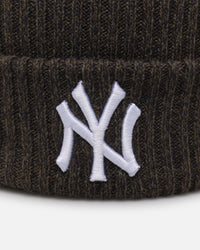 New Era New York Yankees Beanie New Olive