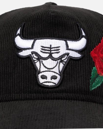 New Era Chicago Bulls 'Corduroy Roses' Golfer Pre-Curved Snapback Black Corduroy/White