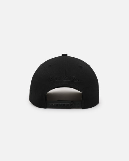 Mitchell & Ness Philadelphia 76ers 'Year Of The Dragon' Pro Crown Snapback Black