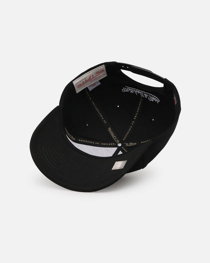 Mitchell & Ness Chicago Bulls Team Colour Logo MVP Snapback Black