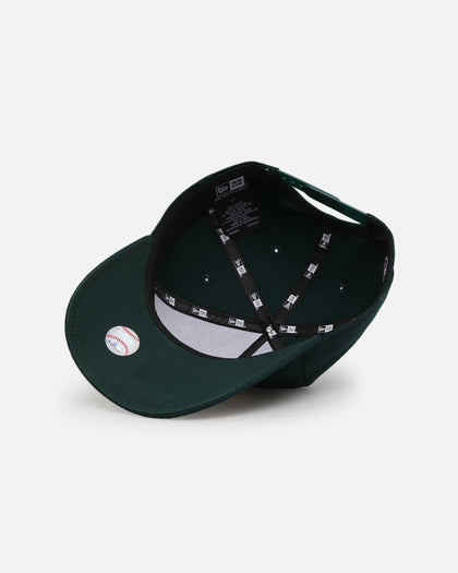 New Era New York Yankees 'Heritage Golf' Pre-Curved Golfer Snapback Cilantro Green
