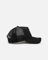 New Era New York Yankees 'Black All Over Mesh' 9FORTY A-Frame Trucker Snapback Black Rigid/Black