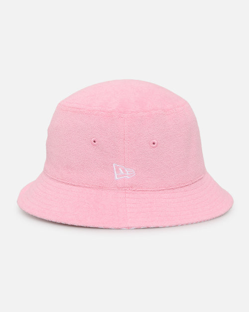 New Era Australian Open '25 Reversible Terry Bucket Hat Pastel Pink