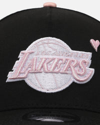 New Era Los Angeles Lakers 'Pink Satin Hearts 2.0' 9FORTY A-Frame Snapback Black/Pink