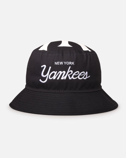 New Era New York Yankees 'Script' Bucket Hat Official Team Colour