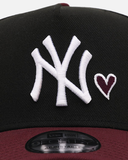 New Era New York Yankees 'Burgundy Hearts' 9FORTY A-Frame Snapback Black/Maroon
