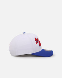 Mitchell & Ness Los Angeles Lakers 'Philippines Flag' Pro Crown Snapback White/Blue
