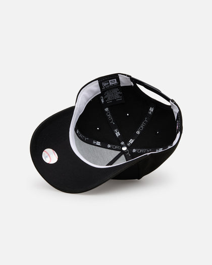 New Era New York Yankees 'Easy Black and White' 9FORTY A-Frame Snapback Black/White