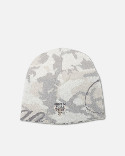 Mitchell & Ness Chicago Bulls Snow Camo Skull Beanie Snow Camo