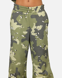 Carre Sideline Trackpants Green Camo