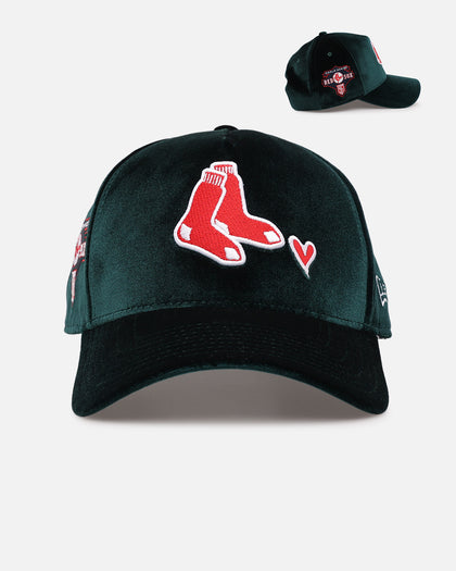 New Era Boston Red Sox 'Velvet Hearts' 9FORTY A-Frame Snapback Green