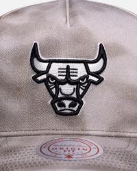 Mitchell & Ness Chicago Bulls 'Distressed Origin' Deadstock Snapback Camo