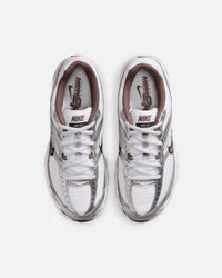 Nike Women's Air Max Moto 2K White