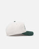 New Era Atlanta Braves 'Heritage Golf' Pre-Curved Golfer Snapback Chrome White