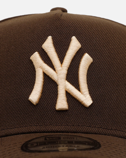 New Era New York Yankees 'Stay Classy' 9FORTY A-Frame Snapback Walnut