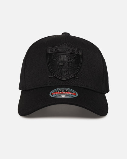 Mitchell & Ness Las Vegas Raiders 'Triple Black Core Classic' MVP Snapback Black