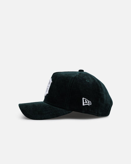 New Era Detroit Tigers 'Plush Chenille' 9FORTY A-Frame Snapback Dark Green