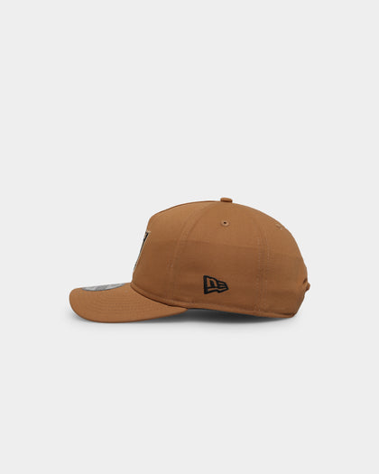 New Era Las Vegas Raiders Pinch Crown Golfer Wheat/Black