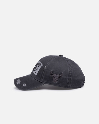 Mitchell & Ness Chicago Bulls 'Duct Tape' Dad Fit Strapback Faded Black