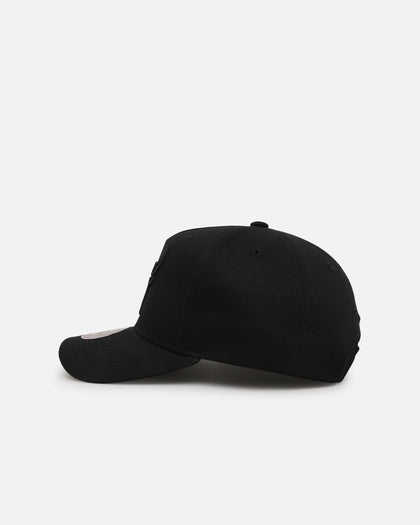 Mitchell & Ness Chicago Bulls 'Black Team Logo' MVP Snapback Black