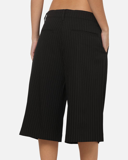 Carre Heritage Pleated Shorts Black Pinstripe
