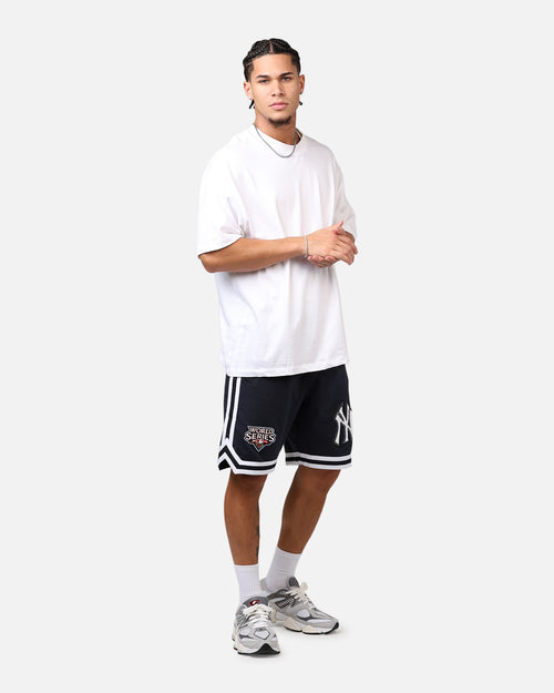 New Era New York Yankees 'Logo Select Official Team Colors' Shorts OTC