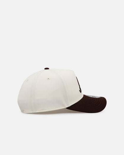 New Era Atlanta Braves 'Pink Satin Hearts Walnut' 9FORTY A-Frame Snapback Chrome/Walnut