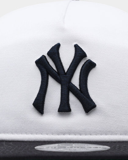 New Era New York Yankees 2-Tone Golfer Snapback White/Navy