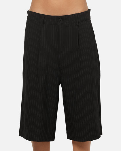 Carre Heritage Pleated Shorts Black Pinstripe