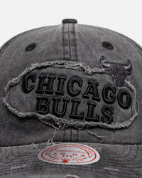 Mitchell & Ness Chicago Bulls 'Destroyed' Dad Fit Strapback Washed Black