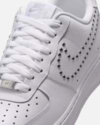 Nike Women's Air Force 1 '07 LV8