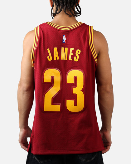 Mitchell & Ness Cleveland Cavaliers LeBron James #23 '15 Road Swingman Jersey Cardinal